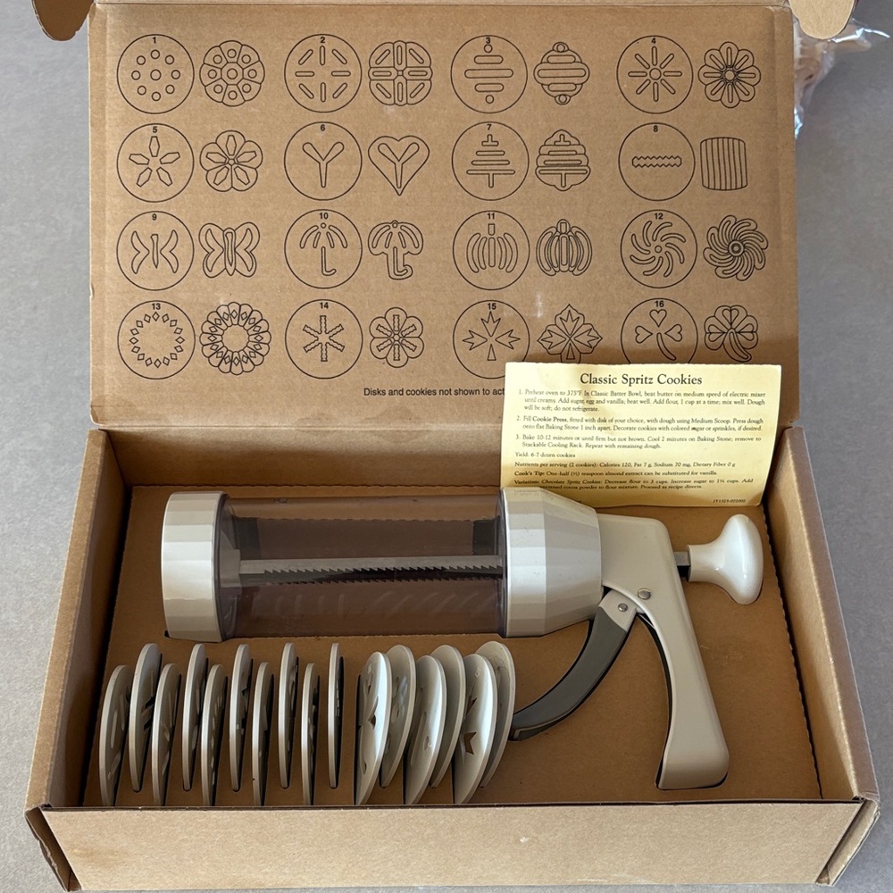 Pampered Chef Cookie Press Like New Condition